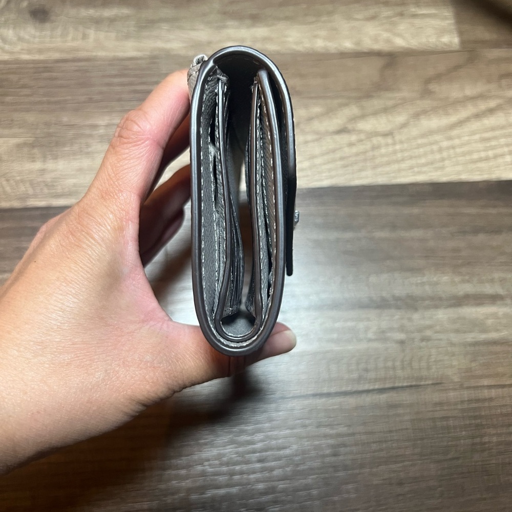 Michael Kors Grey Trifold Wallet - Picture 3 of 10